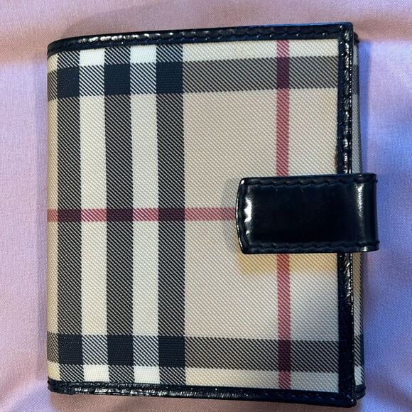 Burberry NovaCheck Wallet Excellent condition - Picture 5 of 9